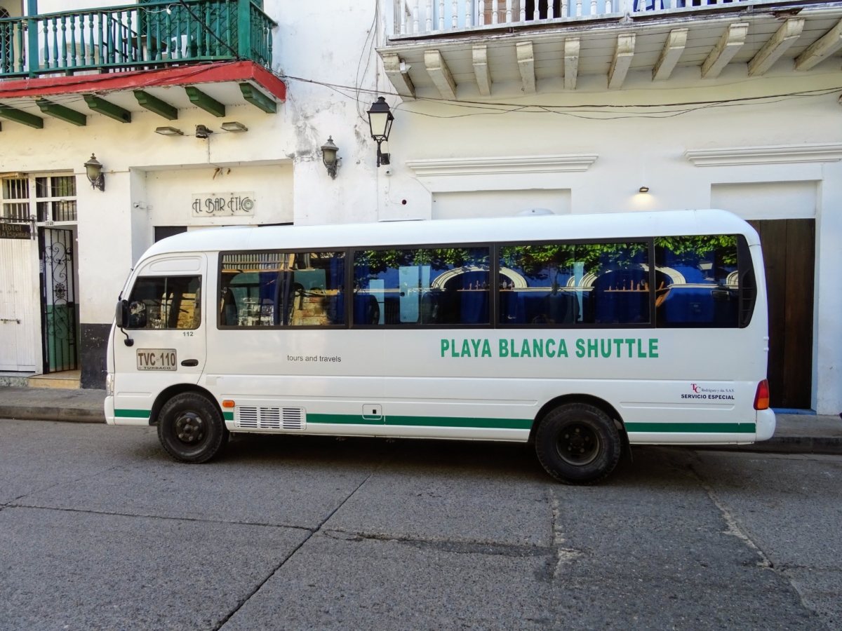 Bus from Cartagena to Playa Blanca